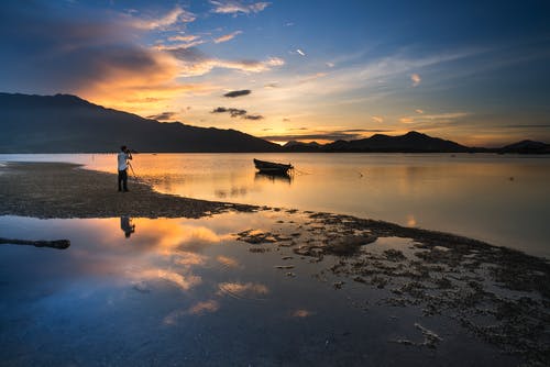 伯牙絕弦的故事文言文