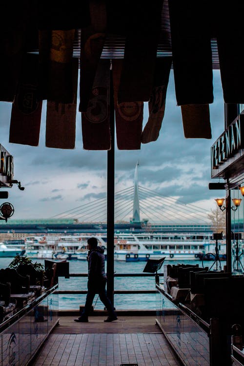 觸摸時間的質(zhì)感人生哲理