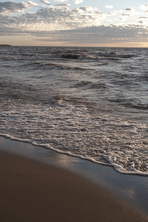 愛情不只是簡單的一句承諾 愛情不只是簡單的一句承諾