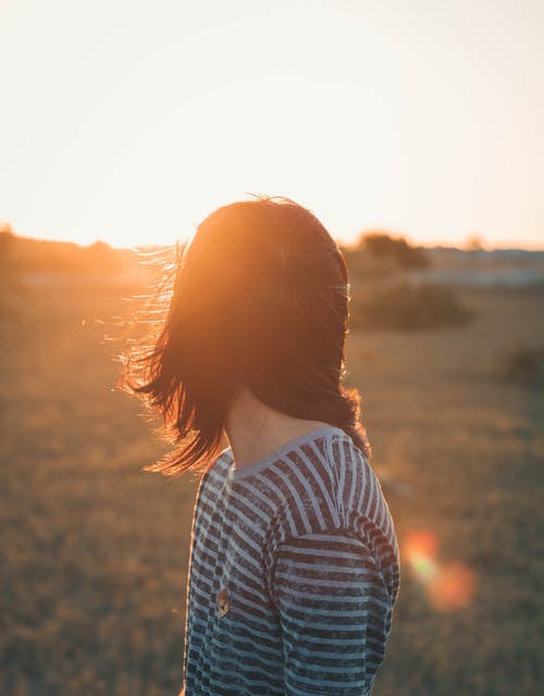 五年級(jí)看圖作文猴子過(guò)河